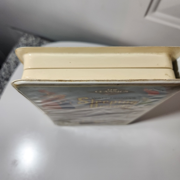 Disney Black Diamond Classics Sleeping Beauty VHS Tape - Picture 7 of 10